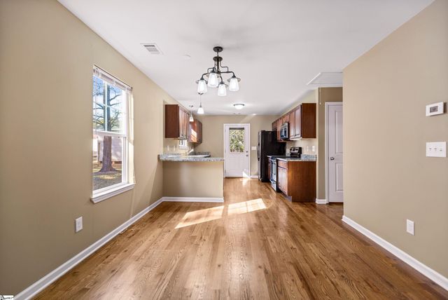 207 Ridgeway Drive, Greenville, SC 29607