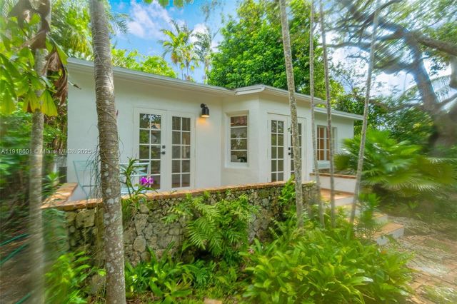 4151 El Prado Blvd, Miami, FL 33133