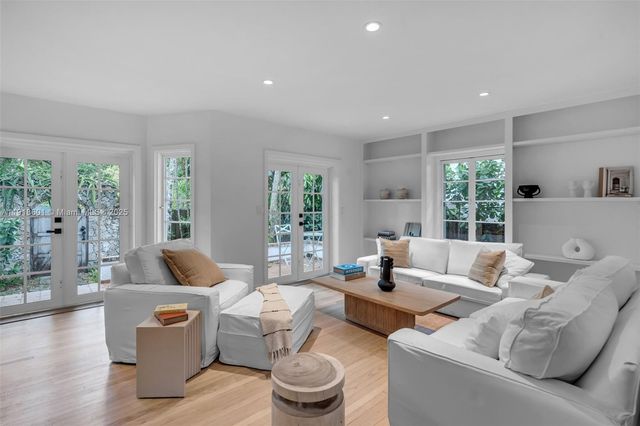 4151 El Prado Blvd, Miami, FL 33133