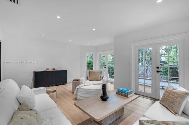 4151 El Prado Blvd, Miami, FL 33133