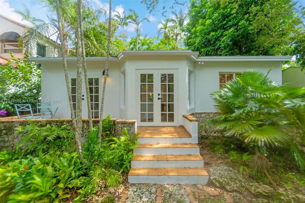 4151 El Prado Blvd, Miami, FL 33133