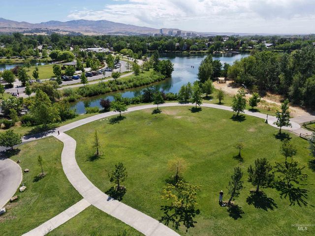 3921&3933 N Adams, Garden City, ID 83714