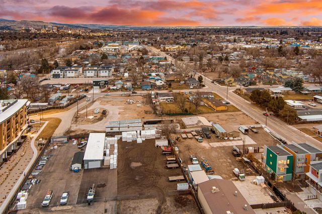3921&3933 N Adams, Garden City, ID 83714