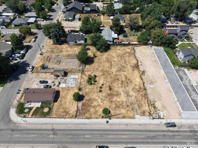 3921&3933 N Adams, Garden City, ID 83714