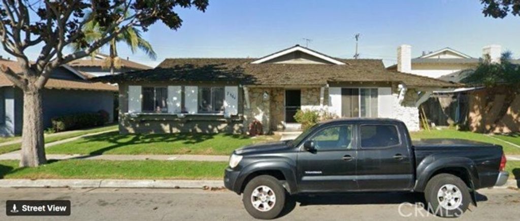 7561 Amazon Lane 3, Huntington Beach, CA 92647