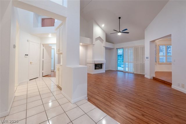 8294 Round Hills Circle, Las Vegas, NV 89113