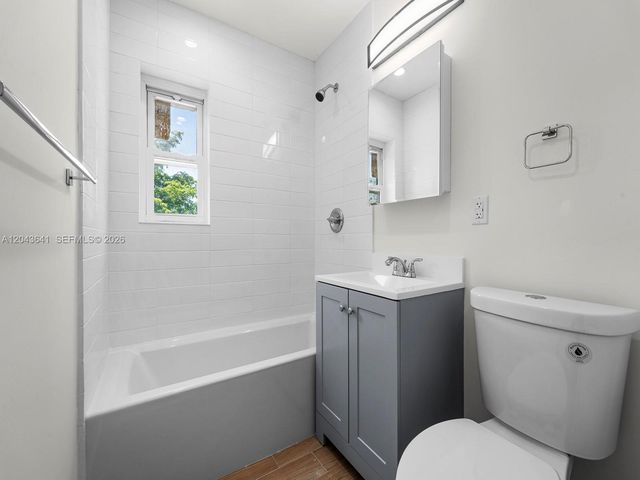 238 NW 41st Ave 0, Miami, FL 33126