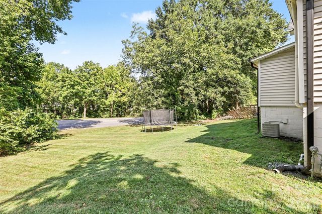 1104 W 7th Avenue, Gastonia, NC 28052