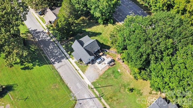 1104 W 7th Avenue, Gastonia, NC 28052