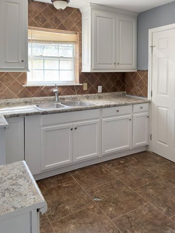 13801 Clayton, Mabelvale, AR 72103