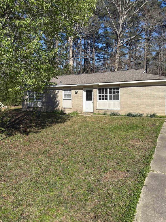 13801 Clayton, Mabelvale, AR 72103