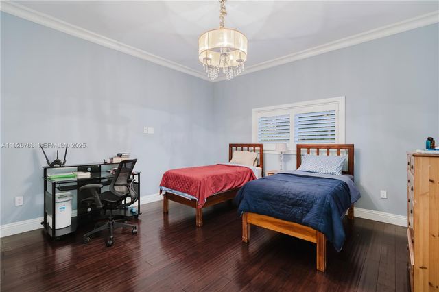 6755 SW 99th Ter, Pinecrest, FL 33156