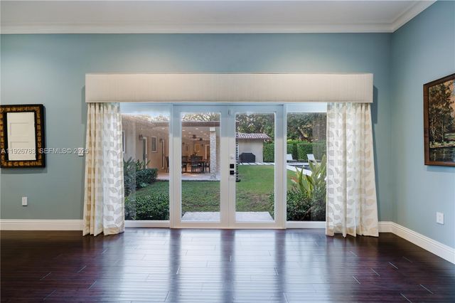 6755 SW 99th Ter, Pinecrest, FL 33156