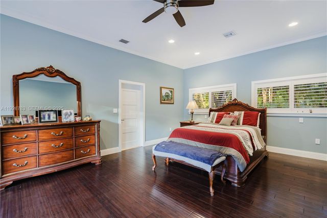 6755 SW 99th Ter, Pinecrest, FL 33156