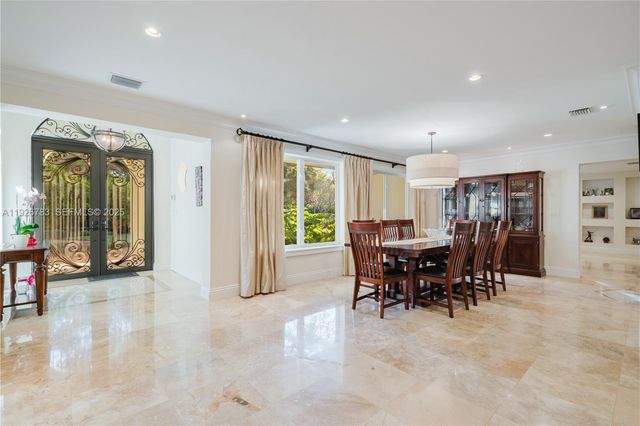 6755 SW 99th Ter, Pinecrest, FL 33156