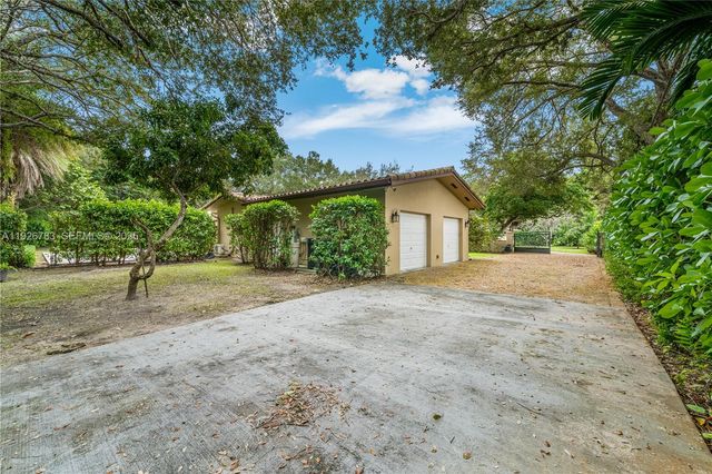 6755 SW 99th Ter, Pinecrest, FL 33156