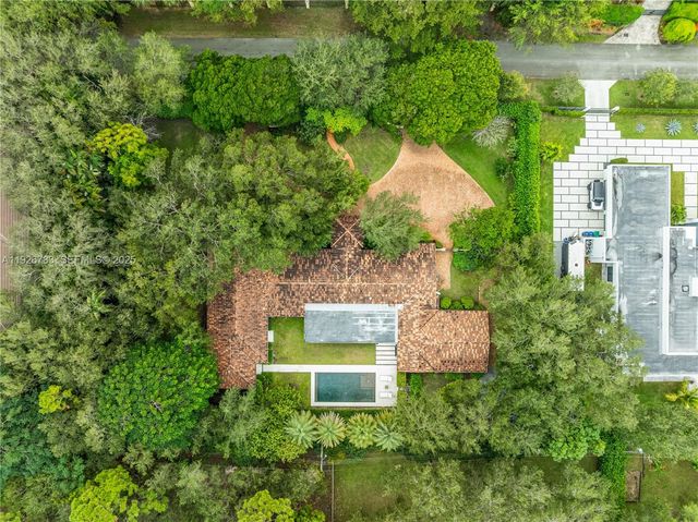 6755 SW 99th Ter, Pinecrest, FL 33156