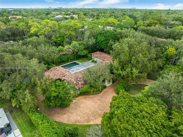 6755 SW 99th Ter, Pinecrest, FL 33156