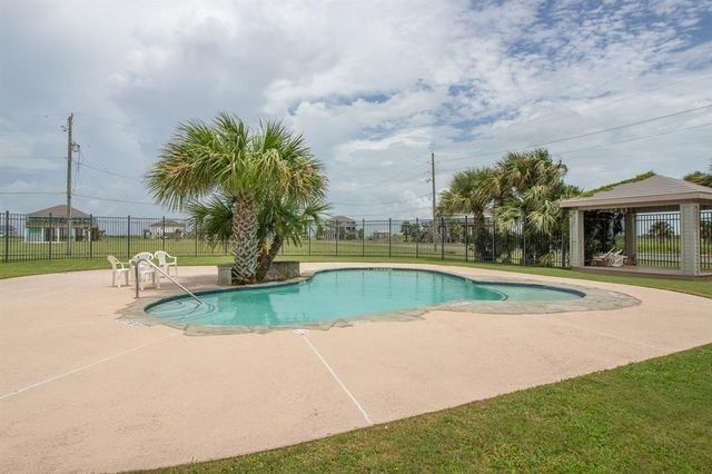 3714 Mitote Drive, Galveston, TX 77554