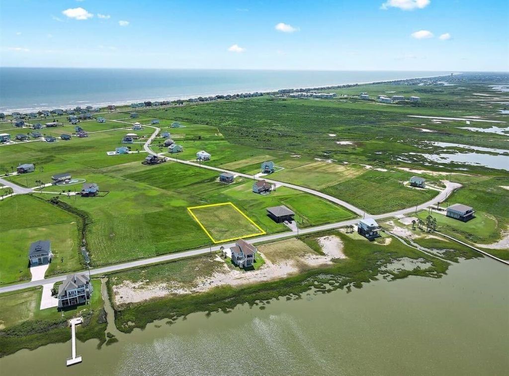 3714 Mitote Drive, Galveston, TX 77554