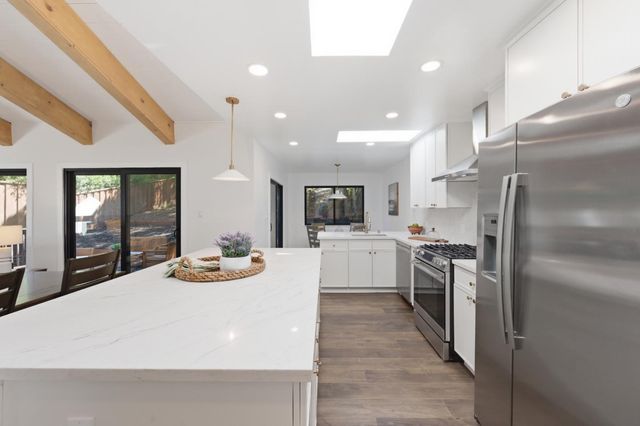 605 Alameda De Las Pulgas, Belmont, CA 94002