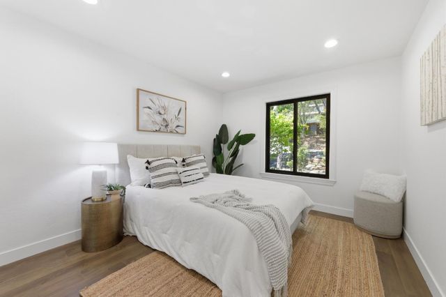 605 Alameda De Las Pulgas, Belmont, CA 94002