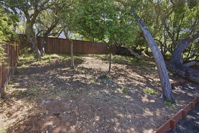 605 Alameda De Las Pulgas, Belmont, CA 94002