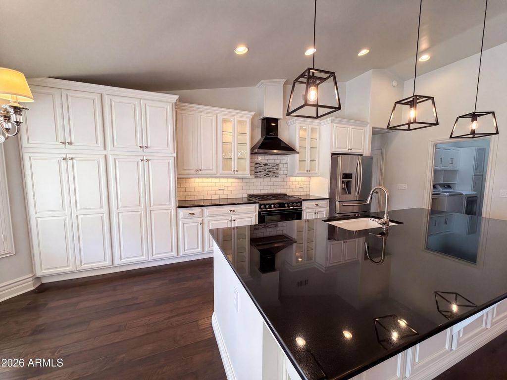 2599 E ARROWHEAD Trail, Gilbert, AZ 85297 — photo 2