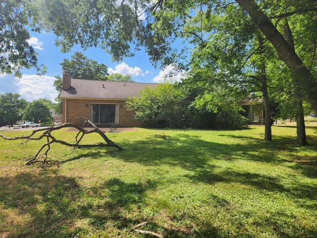 220 Long Valley Rd, Brentwood, TN 37027