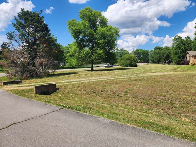220 Long Valley Rd, Brentwood, TN 37027