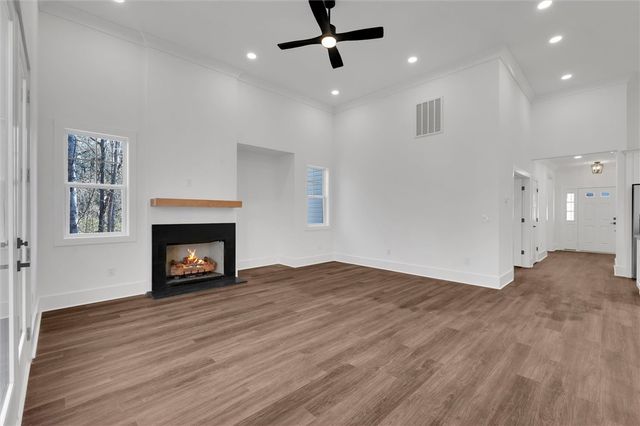 103 Bunker Lane, Westminster, SC 29693