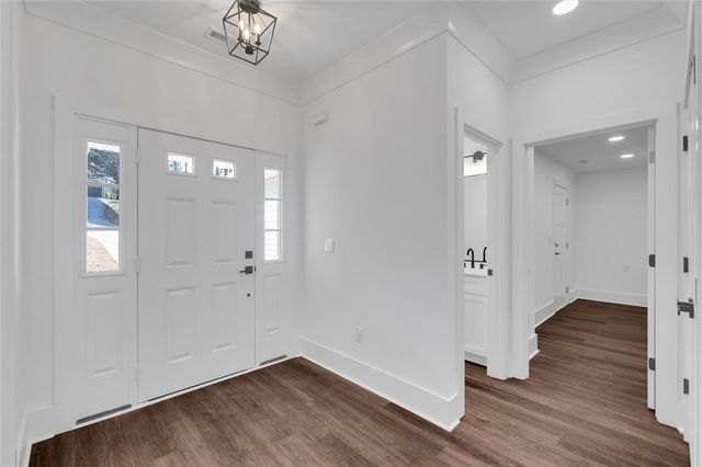 103 Bunker Lane, Westminster, SC 29693