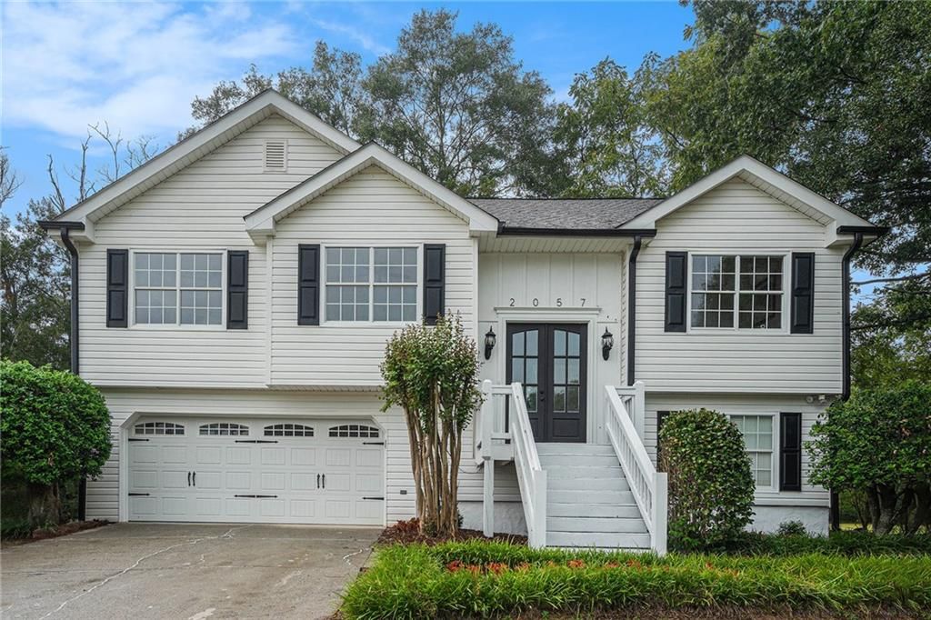 2057 Blackberry Lane, Auburn, GA 30011