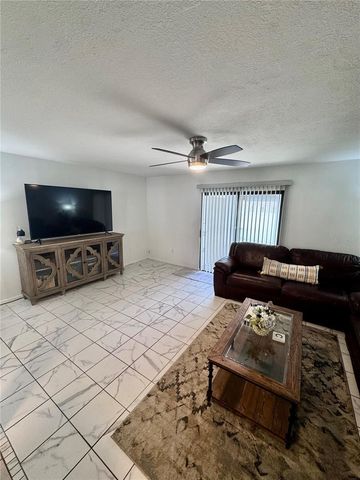 14804 WINDING CREEK COURT, Tampa, FL 33613