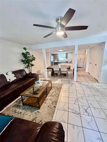 14804 WINDING CREEK COURT, Tampa, FL 33613