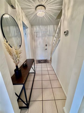 14804 WINDING CREEK COURT, Tampa, FL 33613