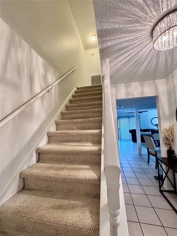 14804 WINDING CREEK COURT, Tampa, FL 33613