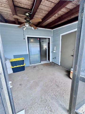 14804 WINDING CREEK COURT, Tampa, FL 33613