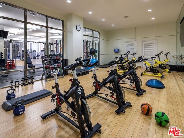 1041 Glendon Avenue 4151, Los Angeles, CA 90024