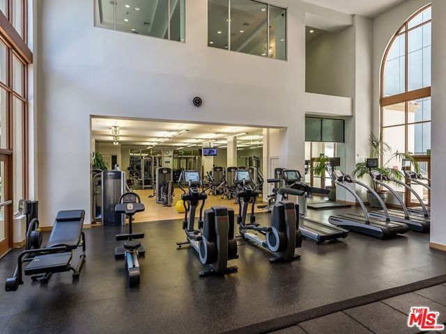 1041 Glendon Avenue 4151, Los Angeles, CA 90024