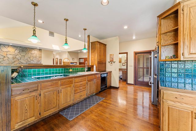 254 El Camino Way, Grants Pass, OR 97526