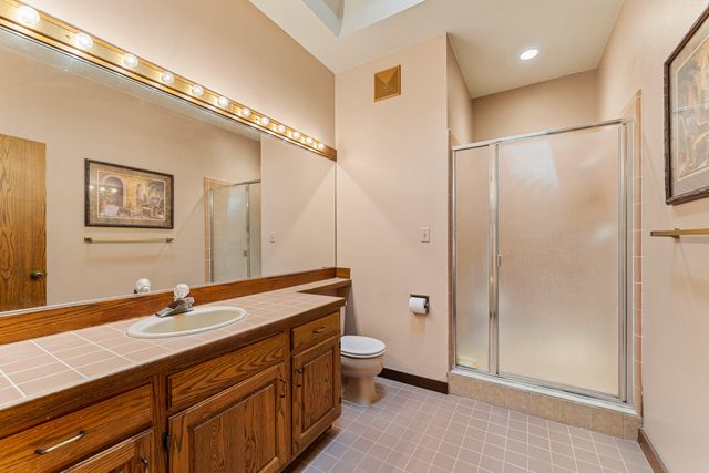 254 El Camino Way, Grants Pass, OR 97526