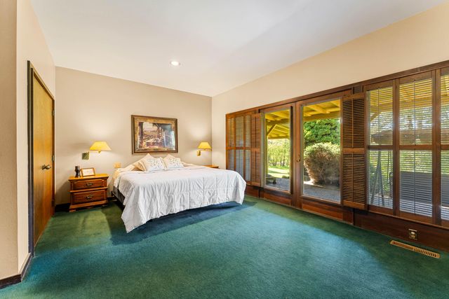 254 El Camino Way, Grants Pass, OR 97526