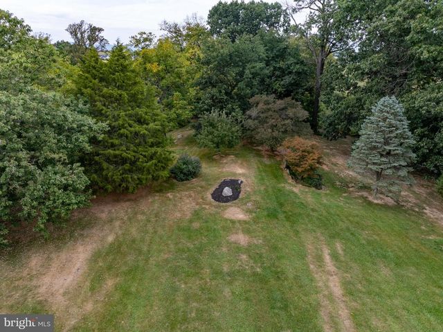 525 APPIAN WAY, Martinsburg, WV 25403