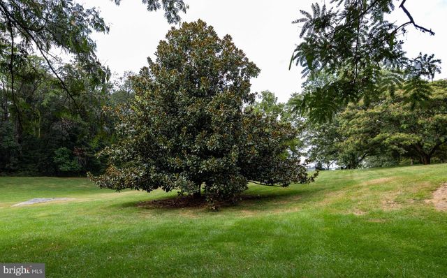 525 APPIAN WAY, Martinsburg, WV 25403