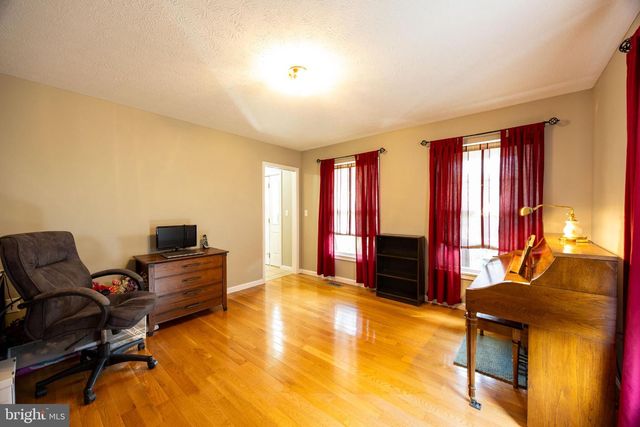 525 APPIAN WAY, Martinsburg, WV 25403