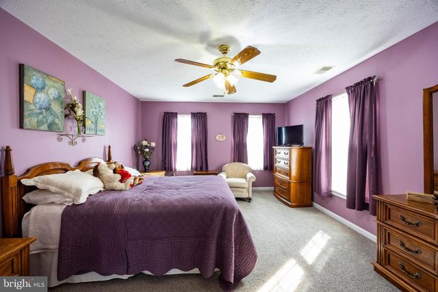 525 APPIAN WAY, Martinsburg, WV 25403