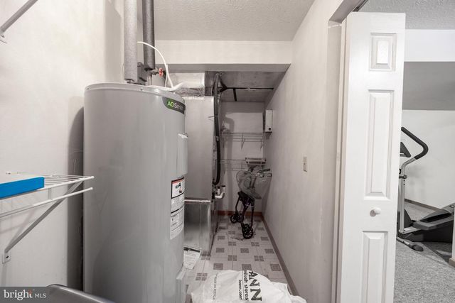 525 APPIAN WAY, Martinsburg, WV 25403