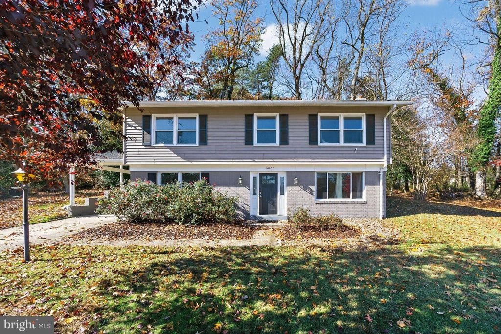 6802 NILES DR, Laurel, MD 20707