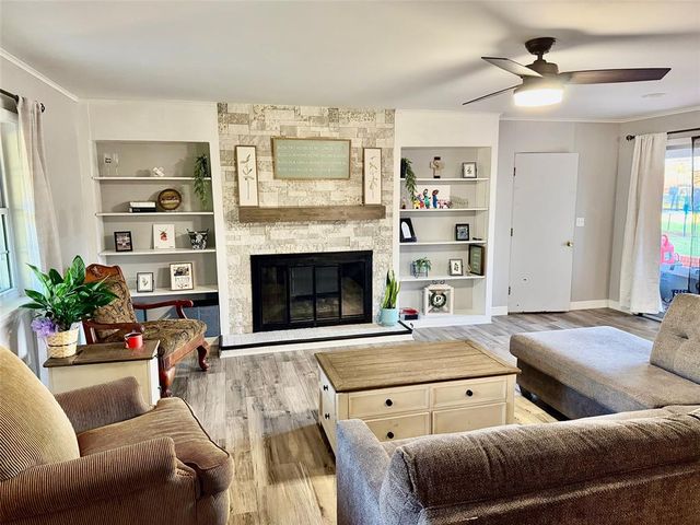 721 E 4th Street, Chandler, OK 74834